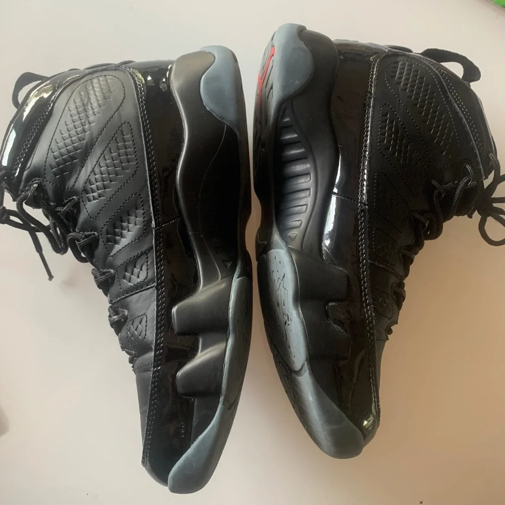 Air Jordan 9 Retro BG Bred black and red sneakers UNISEX - Picture 3 of 9